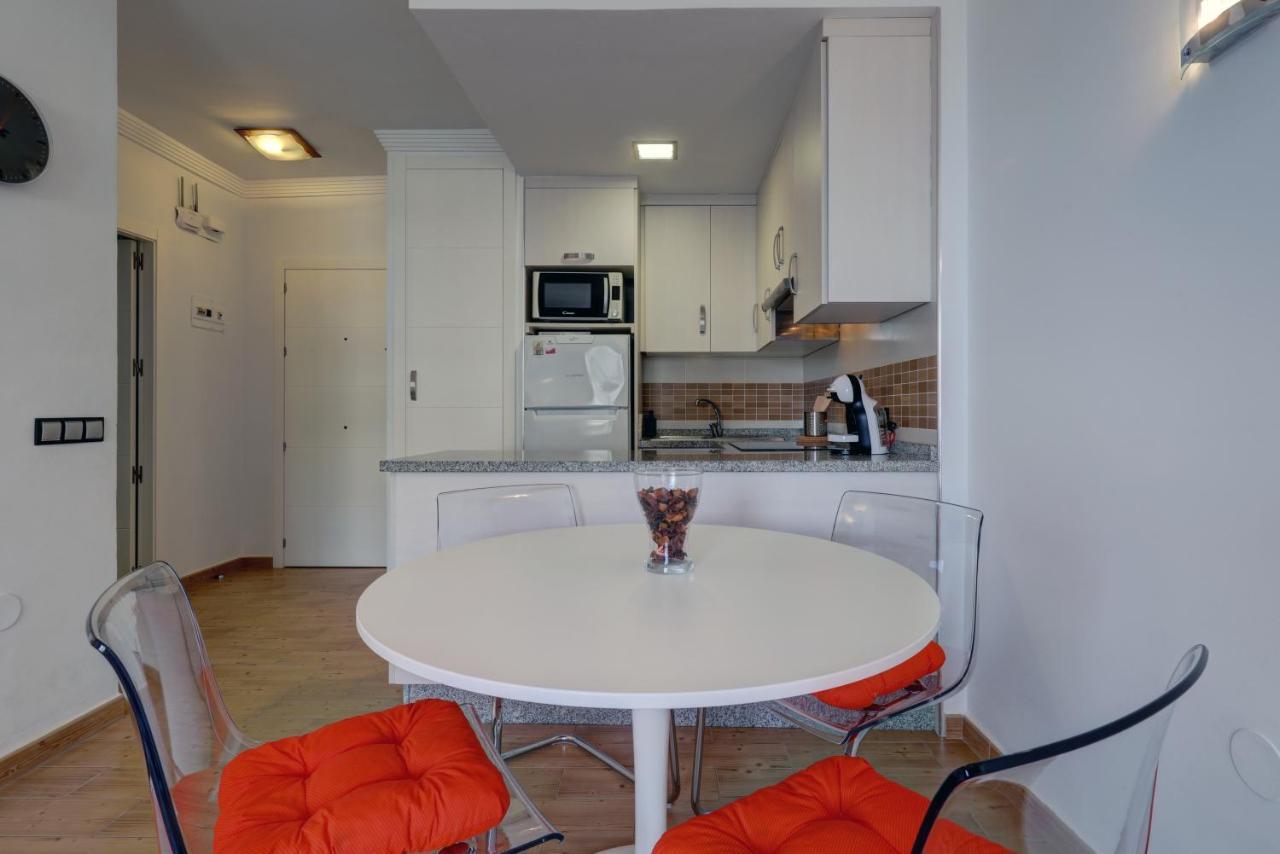 074 - Fabulous Sea View Apartment In Benal Beach Complex 베날마데나코스타 외부 사진